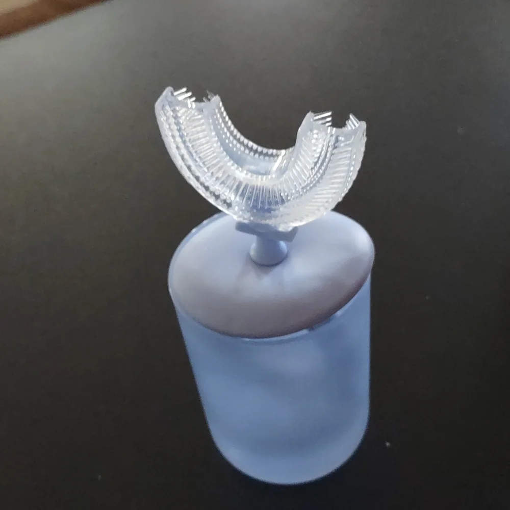 U-Shaped Toothbrush - Picture 2 of 3